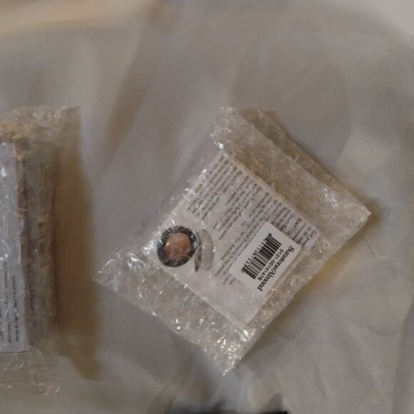 Laura Geller Holiday Daily Routine Makeup Kit Golden Medium NEW - Picture 12 of 13